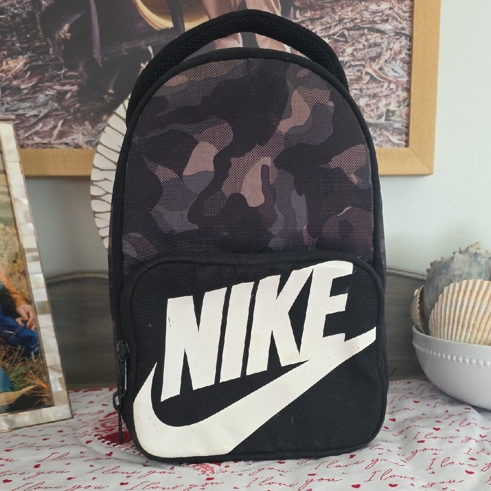Nike Black and Gray Camouflage Lunchbox
